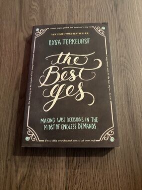 The Best Yes by Lysa TerKeurst - Black & Teal Paperback